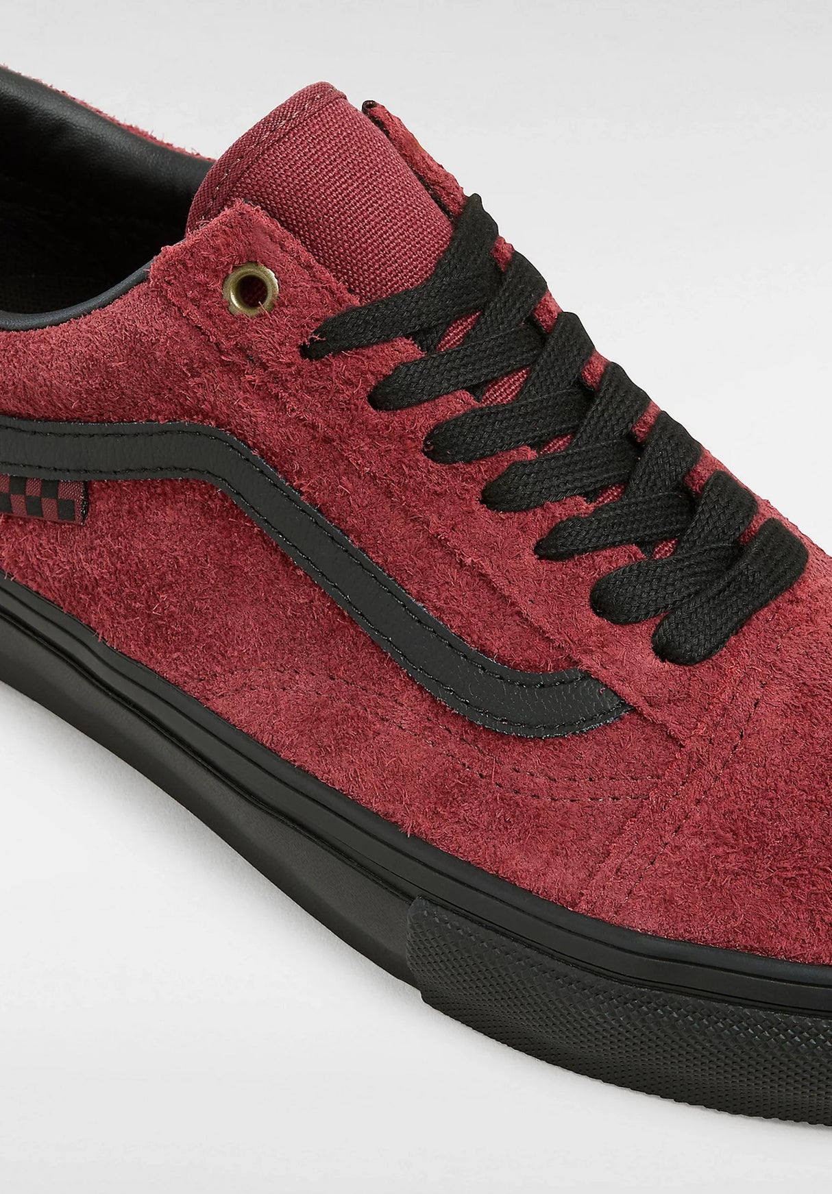 Old Skool SKATE hairysuedeblack-burgundy Closeup2