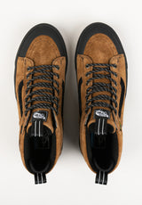 SK8 Hi MTE 2 dachshund-black Close-Up2