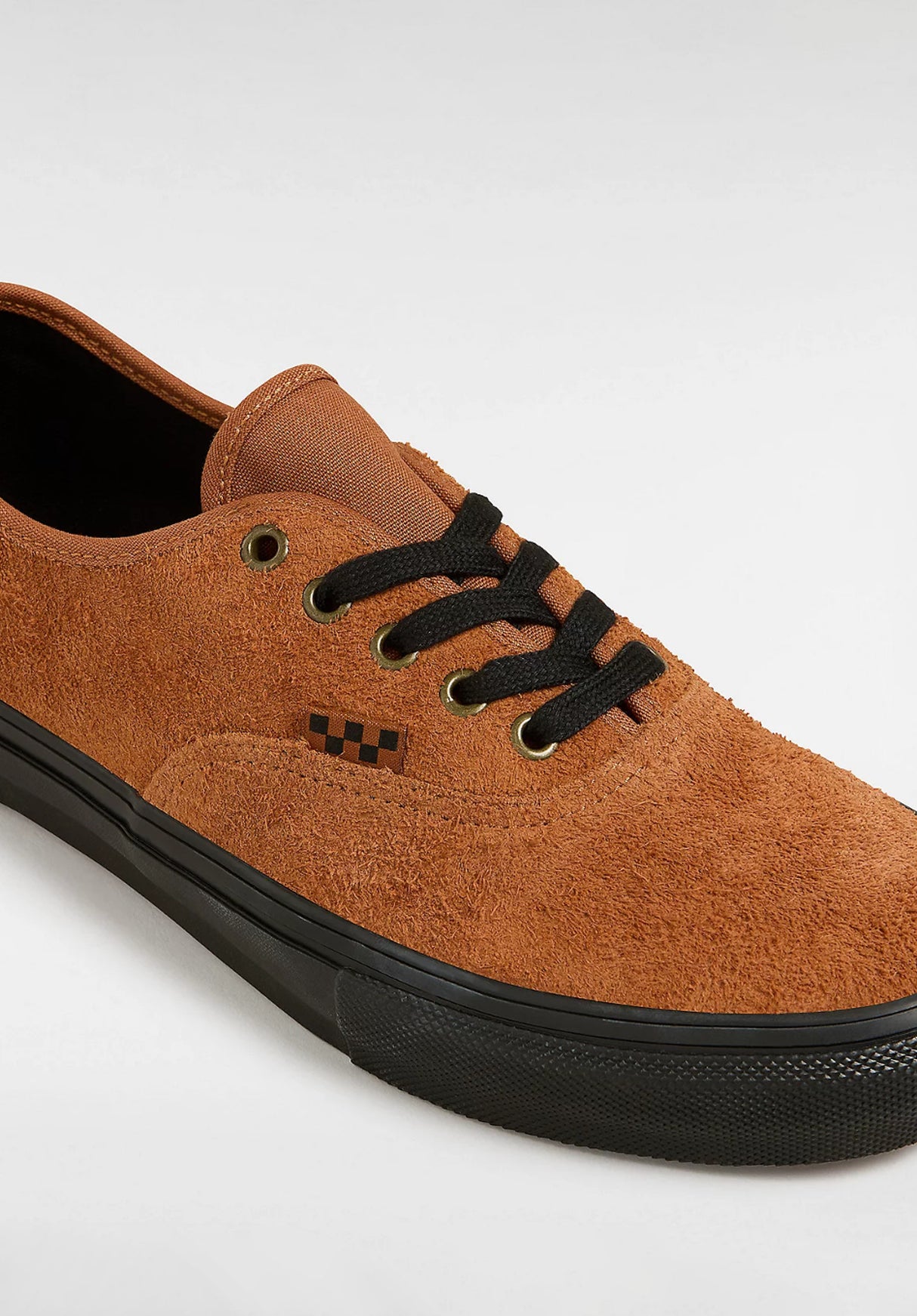 Skate Authentic hairysuedeblack-rust Closeup2